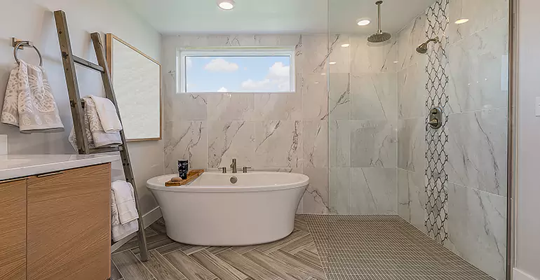 Luxury Master Bath Designs in Yuba City